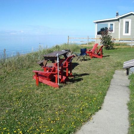 Le Petit Chalet De Pierres Sainte-Luce-sur-Mer Buitenkant foto